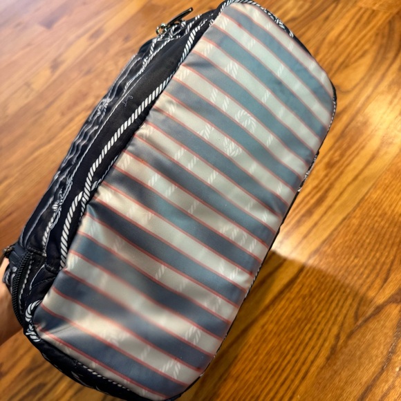 EUC Lug Stowaway Cosmetics Case in Nautical Navy - Picture 3 of 5